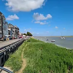 De La Baie Des Anges * Сен-Валери-сюр-Сомм